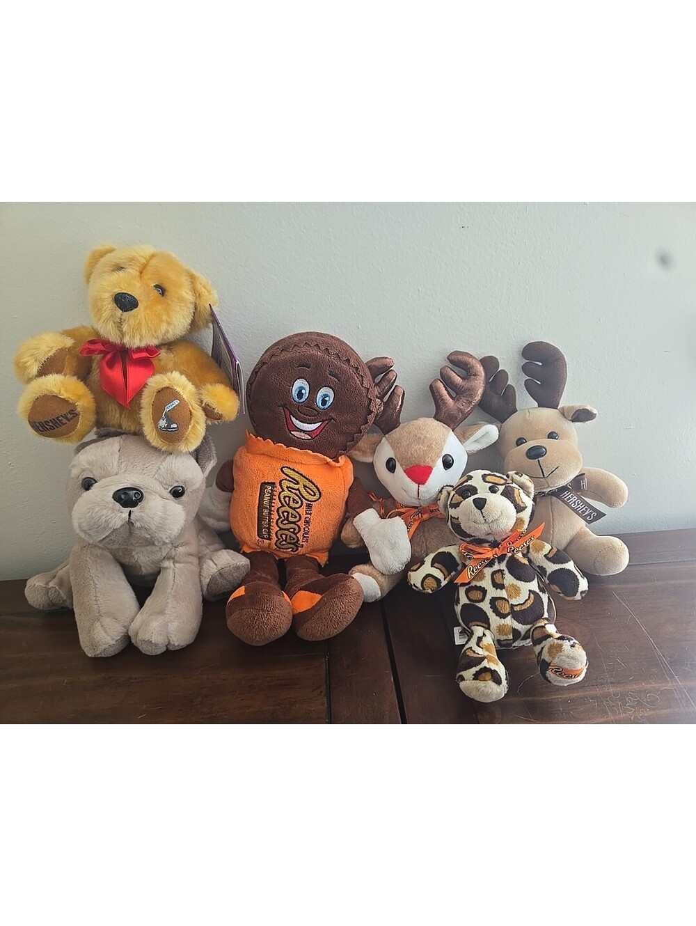 Hershey's Reese's Peanut Butter Cup Plush Lot Bear Reindeer Bulldog 13" Galerie